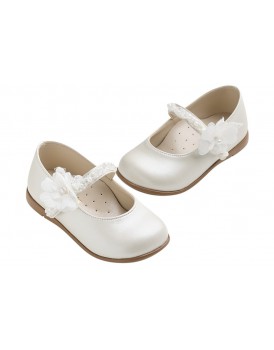 Βαπτιστικά Γοβάκια Δερμάτινα Everkid K6102E Εκρού Με Πέρλες Και Λουλούδι 